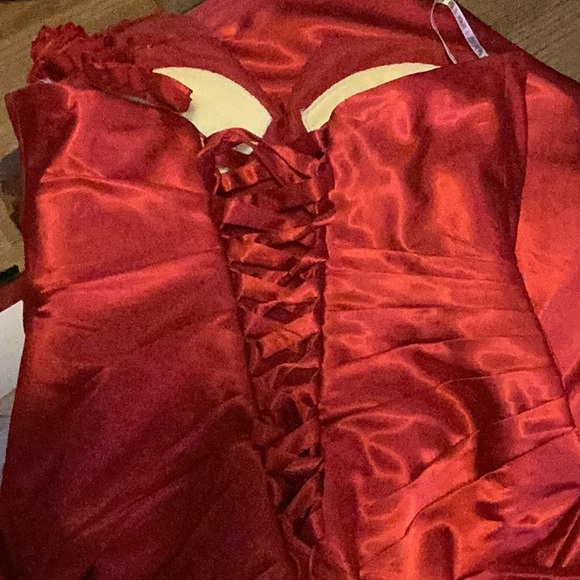 Flirt by Maggie Sottero Red Rose One Shoulder Ruched Prom Dress Size 10 - Picture 5 of 10